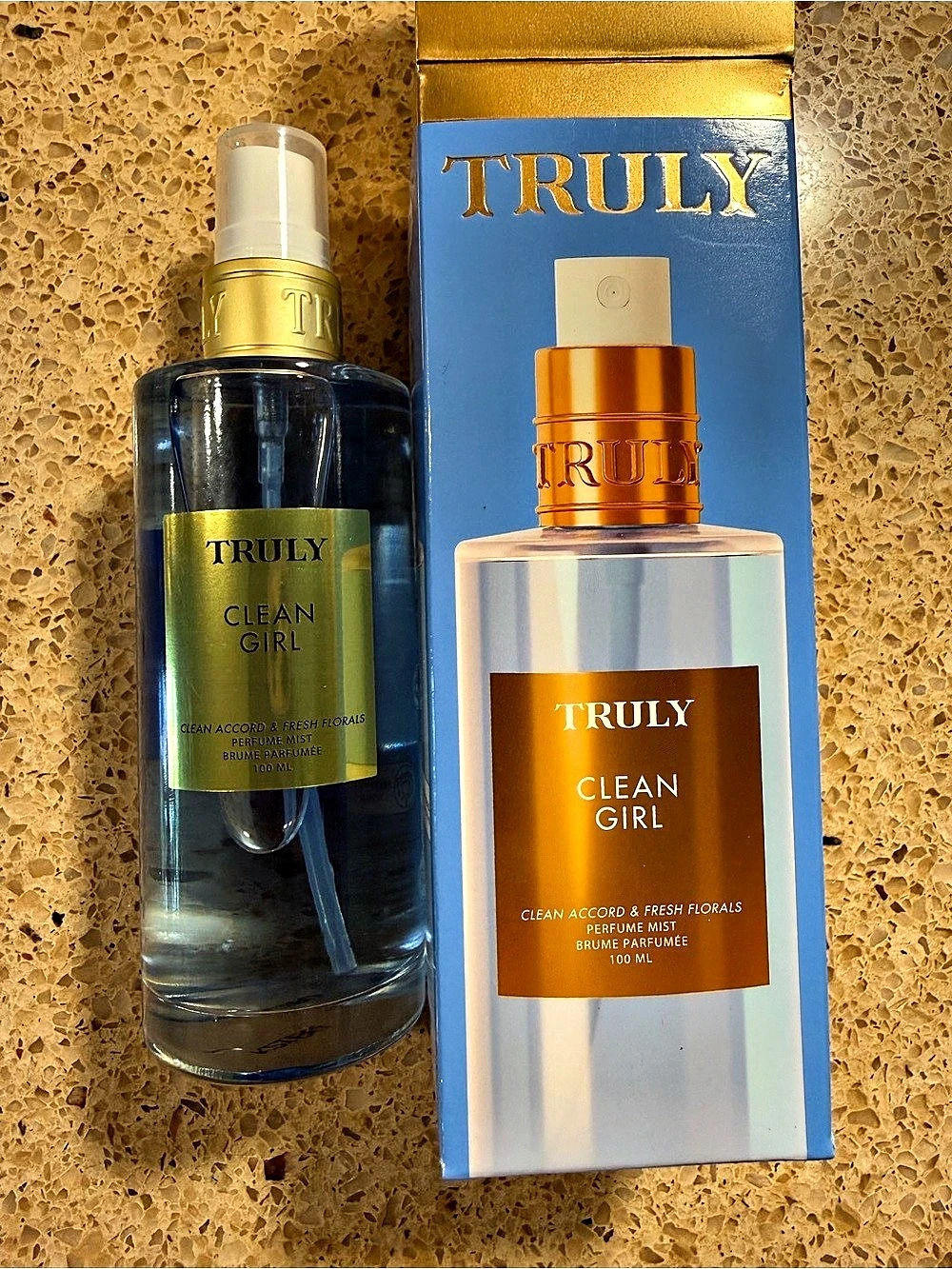 Truly Clean Girl Perfume Mist Blue NWT